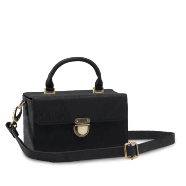 Packshot_camerabag_black_webp_01.png